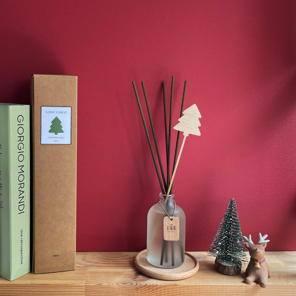 木頭 香氛/精油/擴香 卡其色 - 【聖誕禮物】2023聖誕限定-星空下的聖誕樹【新品-黑雲杉】擴香花