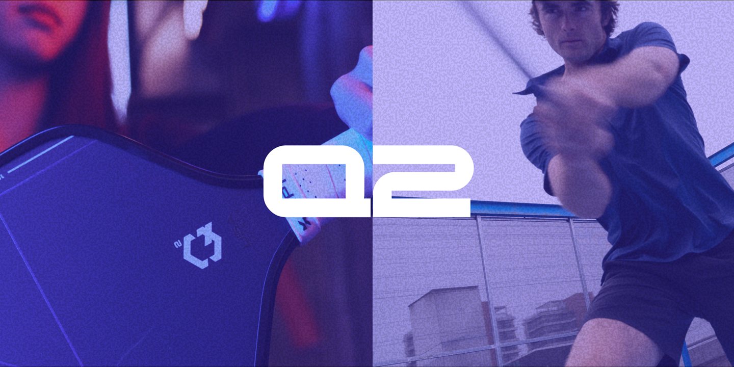 RPM Q2 球拍與球員在球場上的情境照