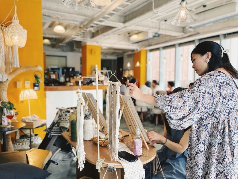 KnotKnotWorld 認識我們