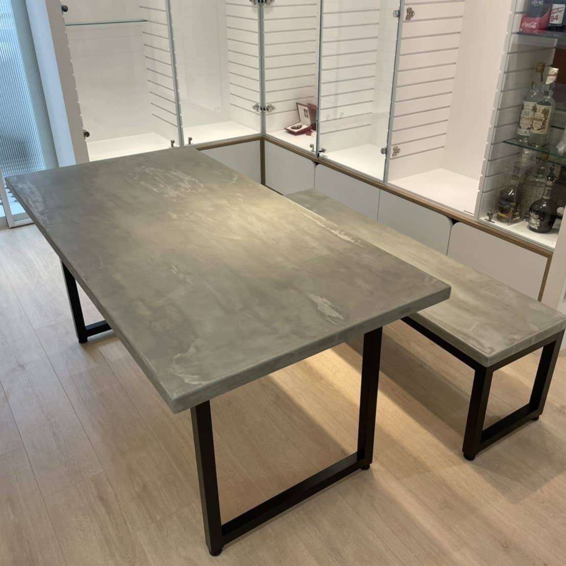 挑椅子不踩雷!記住這個「60公分法則」,小空間也能輕鬆打造理 靠牆空間較小可以搭配長凳