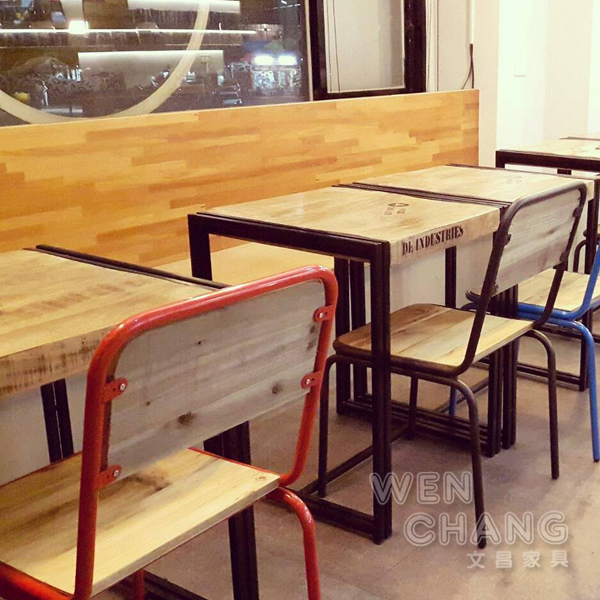 工業家具何處買 美式工業 家具 傢俱 桃園家具 桃園傢俱 復古鄉村 北歐風 工業風 LOFT 商業空間 哪裡買家具最便宜 台北傢俱 新竹傢俱 重工業風 學生椅 可堆疊 回收木材質 鐵木椅