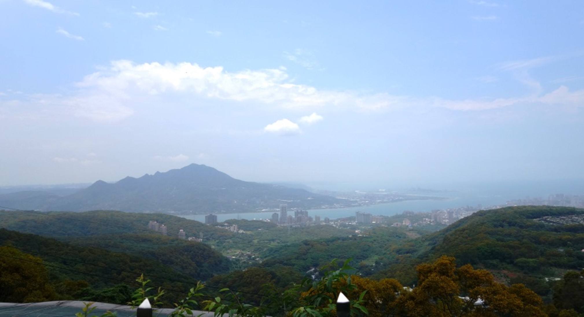 別墅庭院眺望淡水河絕美景致