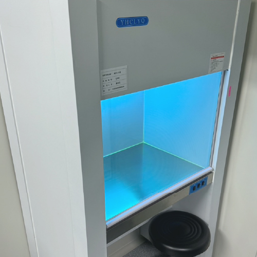 Clean bench workstation used for controlled handling and preparation within a regulated manufacturing environment