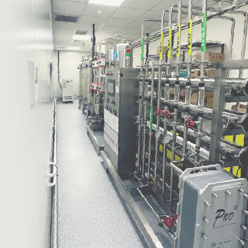 Centralized piping and control layout supporting integrated high-purity water system operations