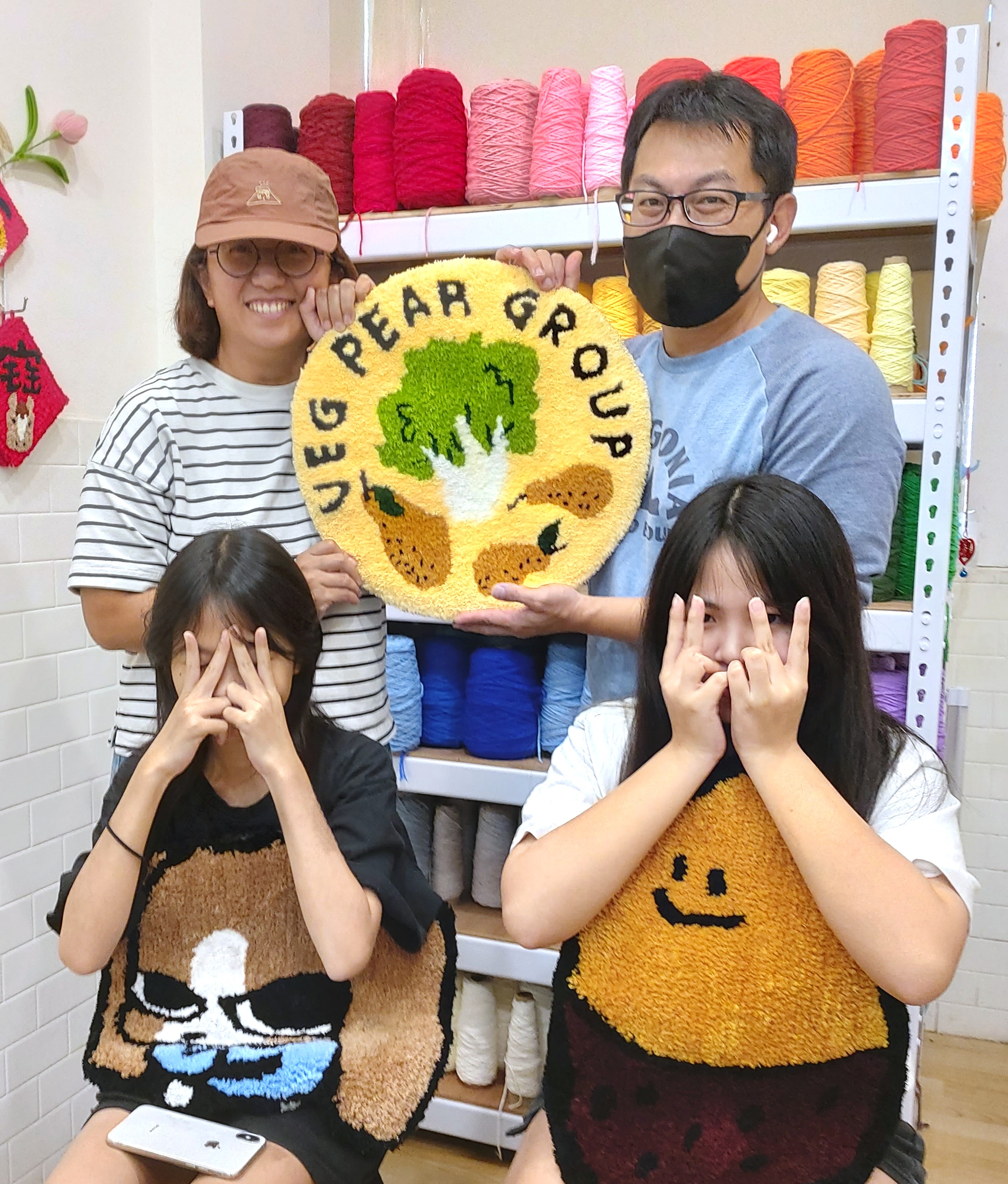 毛毛凸擊隊學員地毯作品